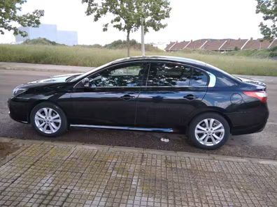 Foto del RENAULT Latitude 2.0dCi Privilege