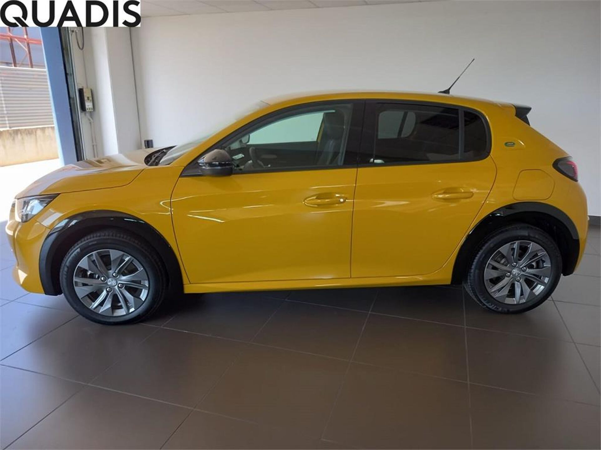 Imagen 3 de PEUGEOT 208