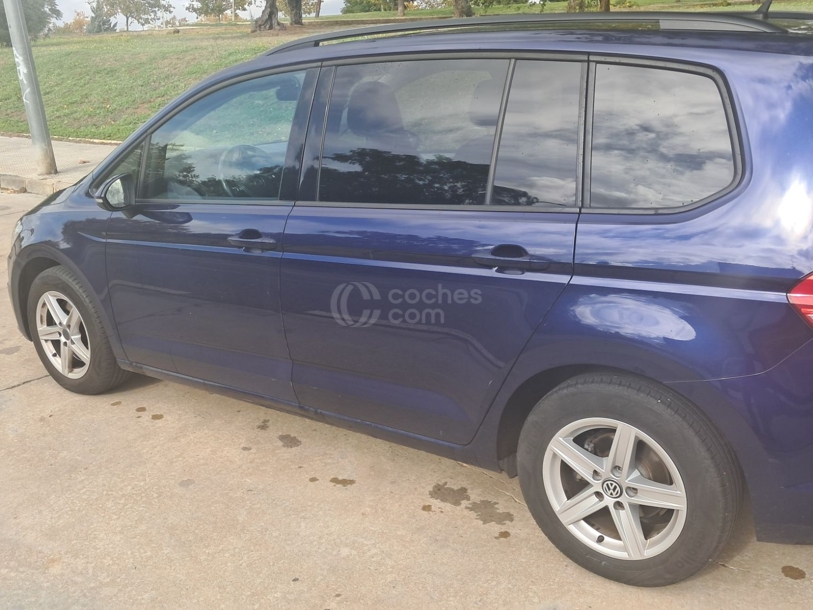 Foto del VOLKSWAGEN Touran 1.6TDI Business and Navi Edition 85kW