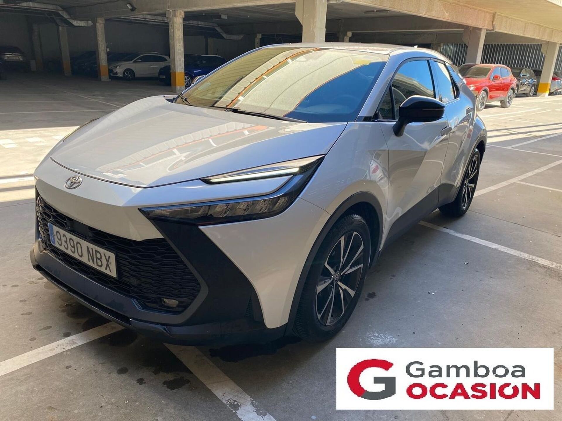 Imagen 1 de TOYOTA C-HR