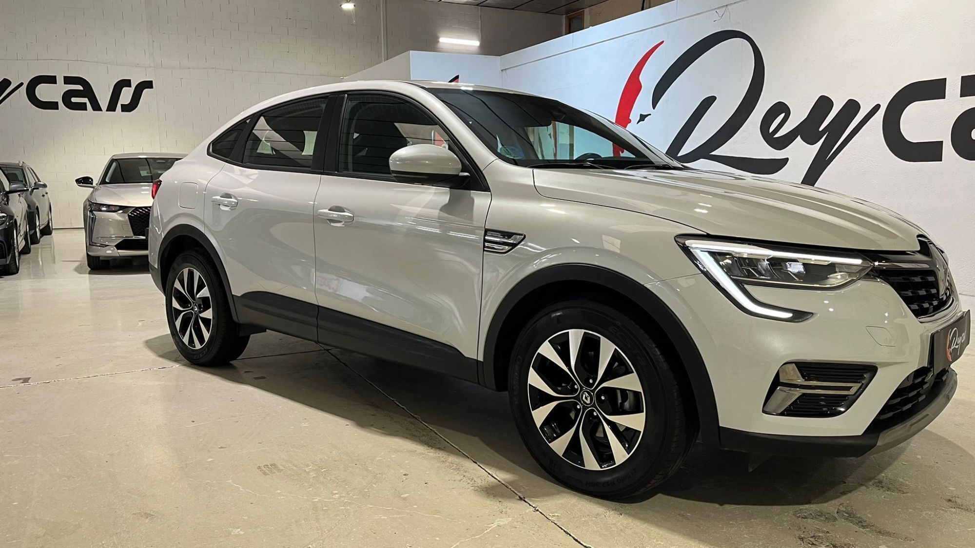 RENAULT Arkana (1.6 E-Tech Equilibre 105kW) en Ciudad Real