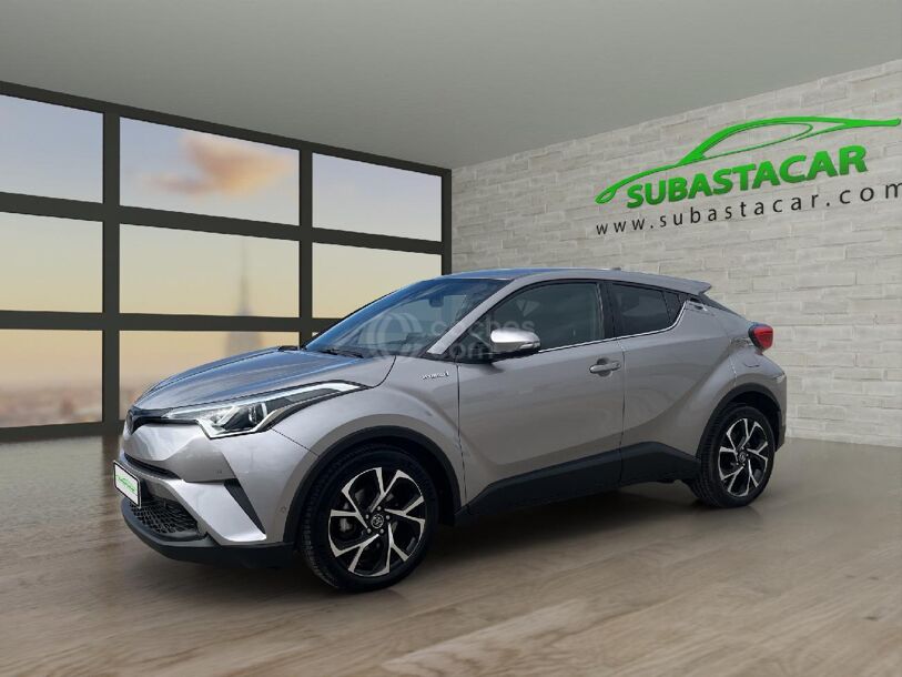 Foto del TOYOTA C-HR 125H Advance