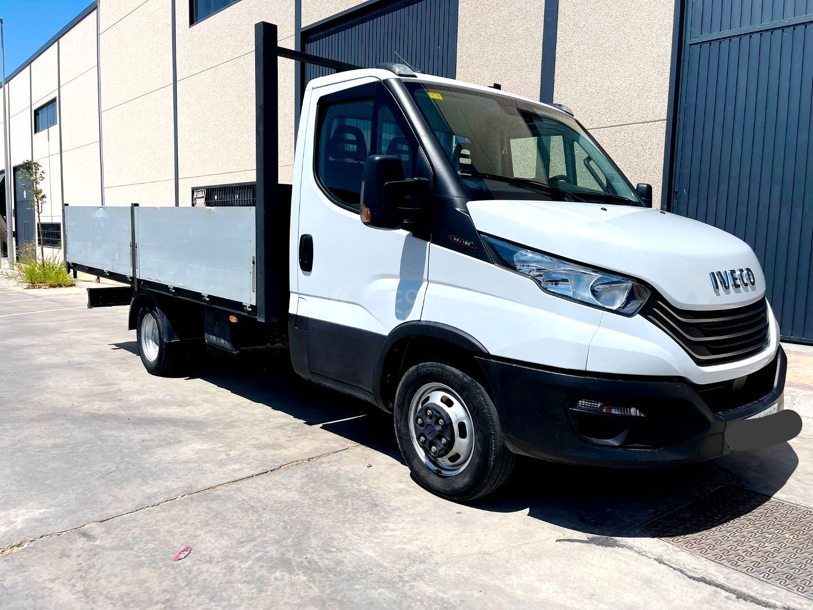 Foto del IVECO Daily Chasis Cabina 35C16 4100 156