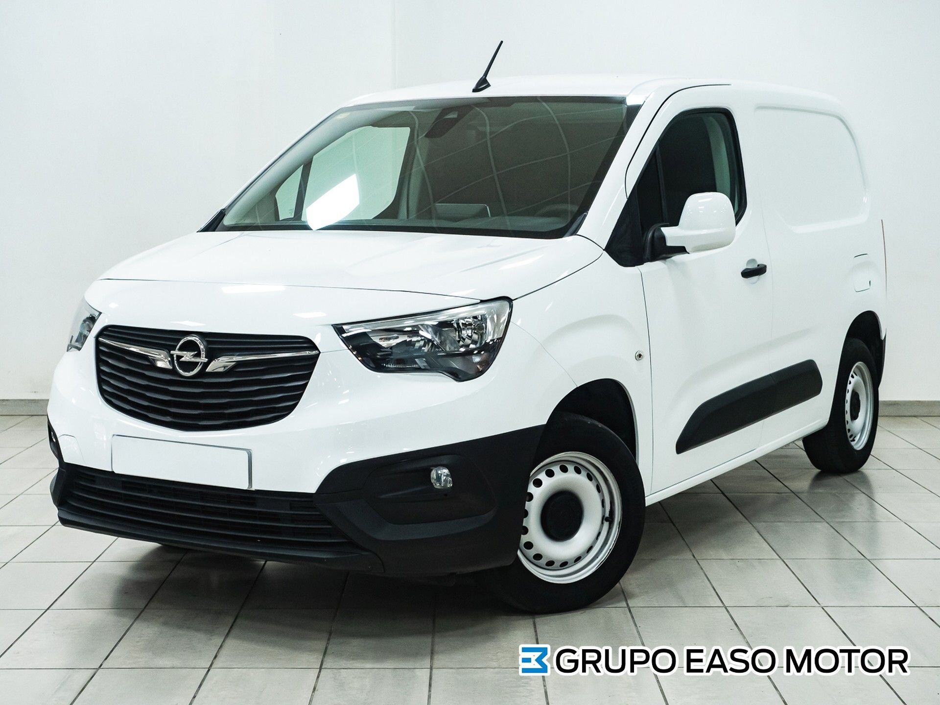 OPEL Combo (1.6 TD 74KW SELECT 1000KG S/S SWB 100 4P) en Guipúzcoa