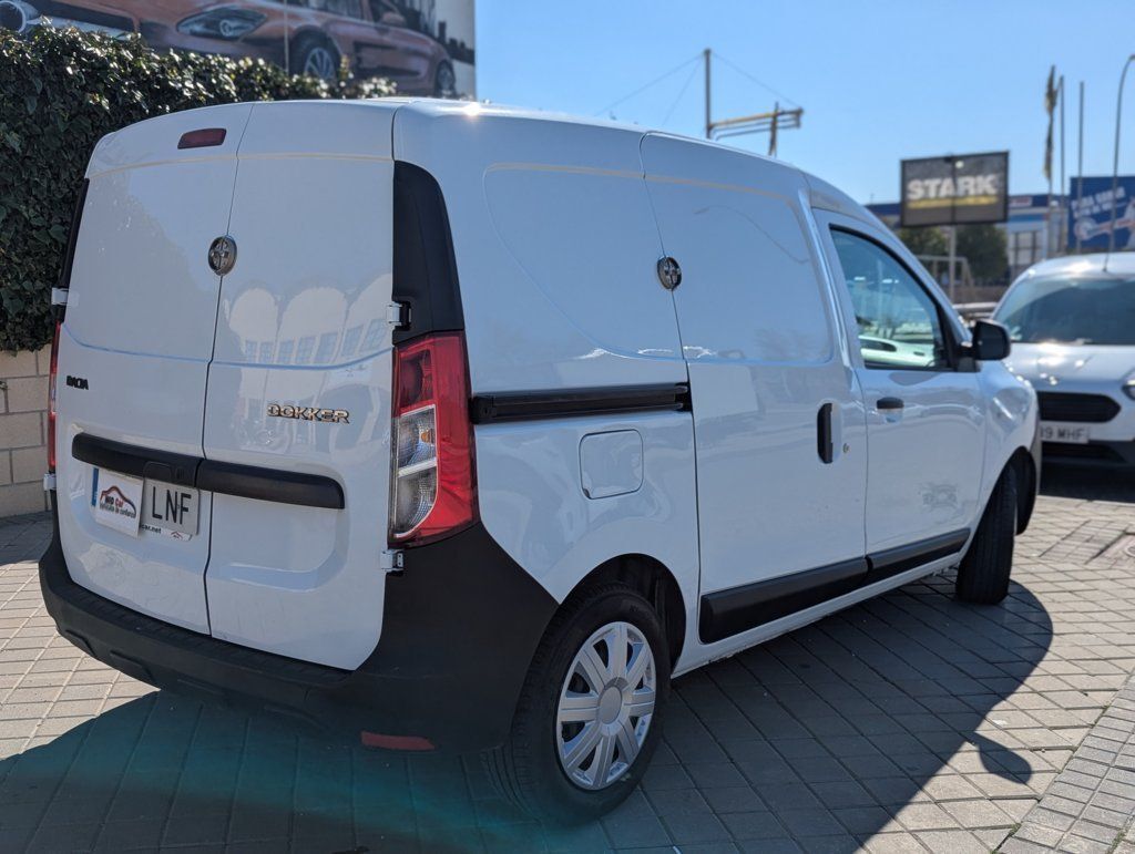 Foto del DACIA Dokker Comercial Van 1.6 GLP Essential 80kW