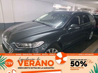 Imagen de FORD Mondeo Sedán 2.0 HEV Titanium