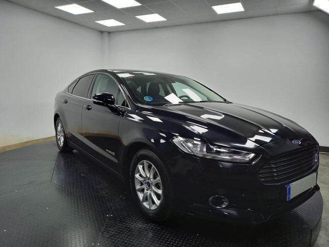 Foto del FORD Mondeo Sedán 2.0 HEV Titanium