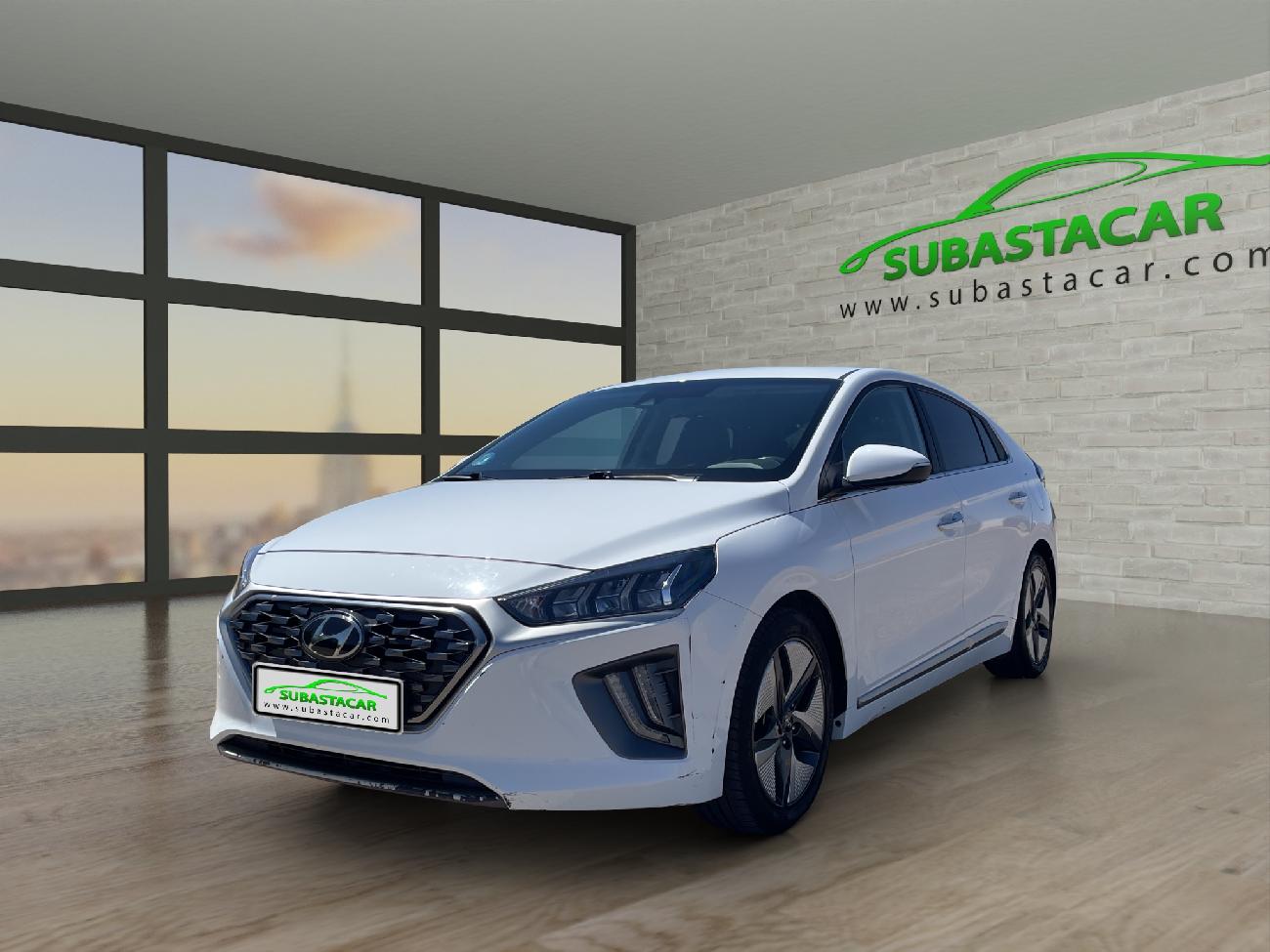 HYUNDAI Ioniq (IONIQ 1.6 GDI HEV Tecno DCT) en Madrid