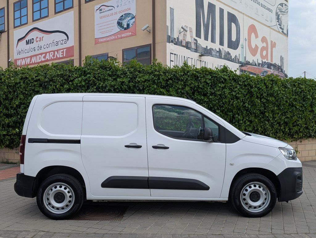 Foto del CITROEN Berlingo Van BlueHDi S&S Talla M Worker 100