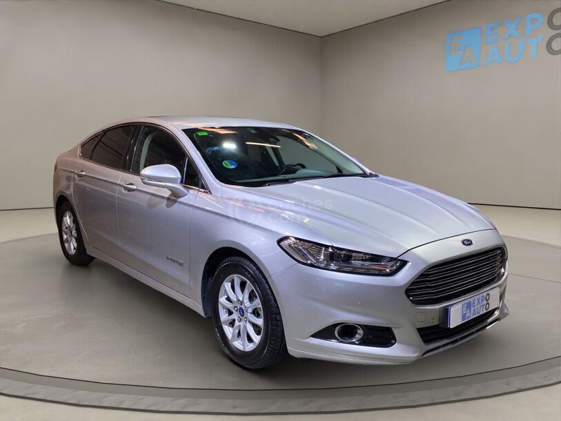 Foto del FORD Mondeo Sedán 2.0 HEV Titanium