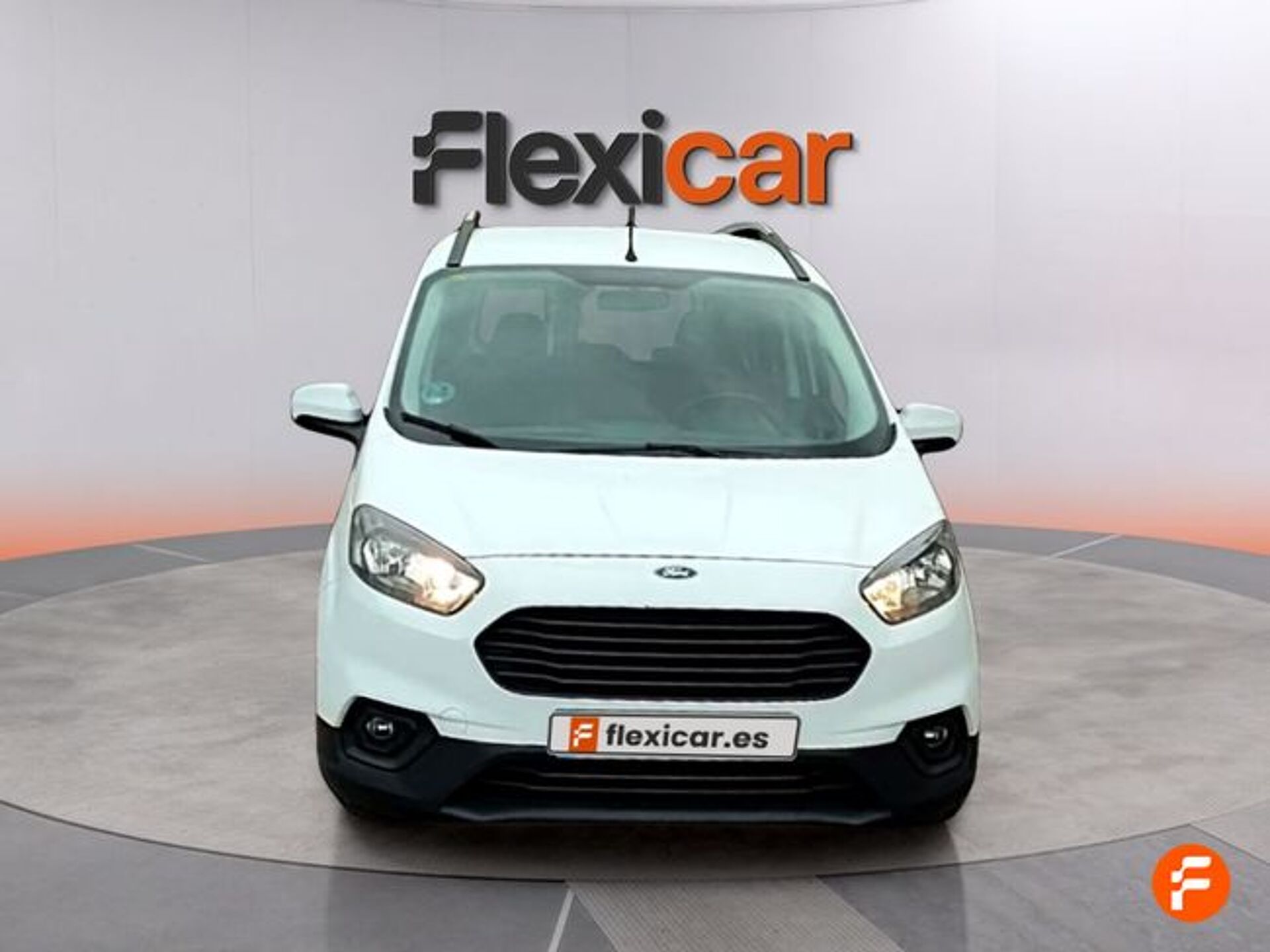 Imagen 2 de FORD Tourneo Courier