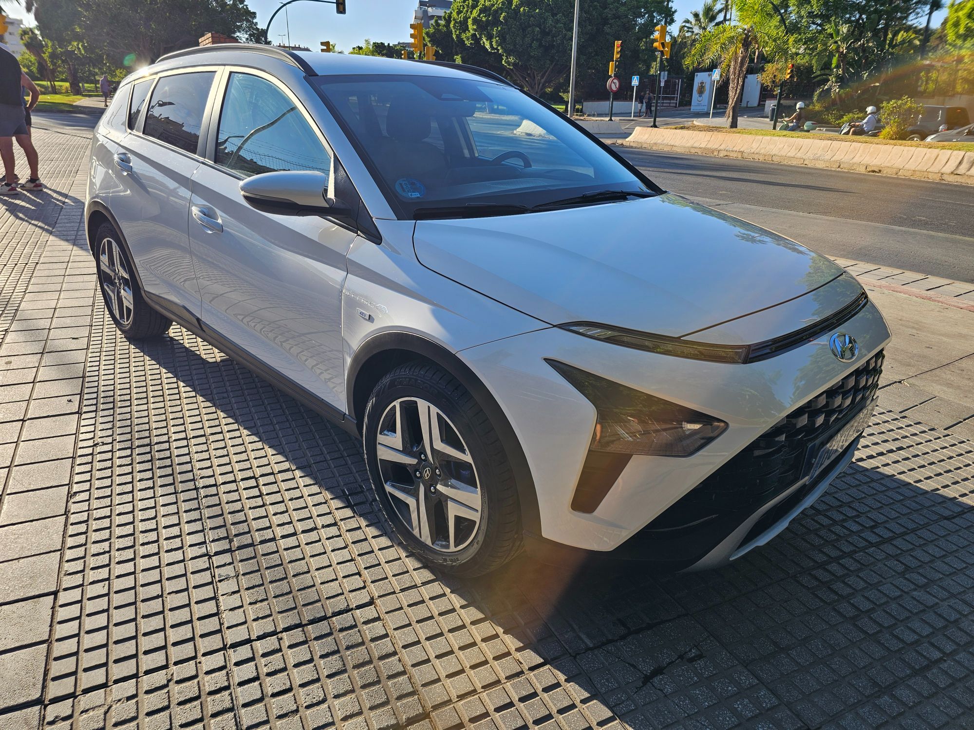HYUNDAI Bayon (1.0 TGDI 48V Tecno) en Málaga