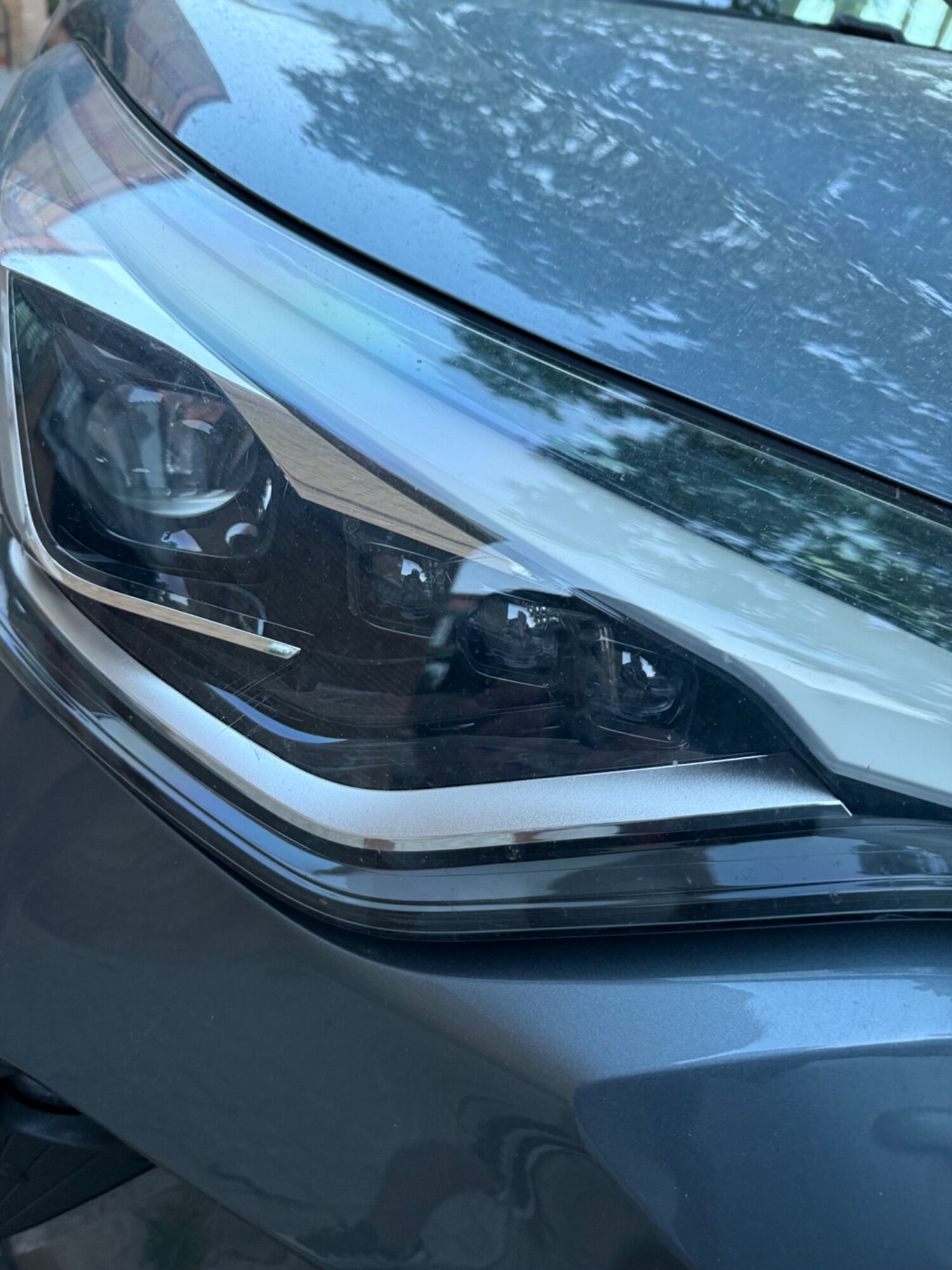 Foto del TOYOTA C-HR 180H Advance