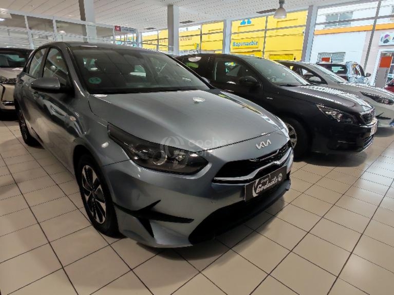 Foto del KIA Ceed 1.0 T-GDI Concept 100