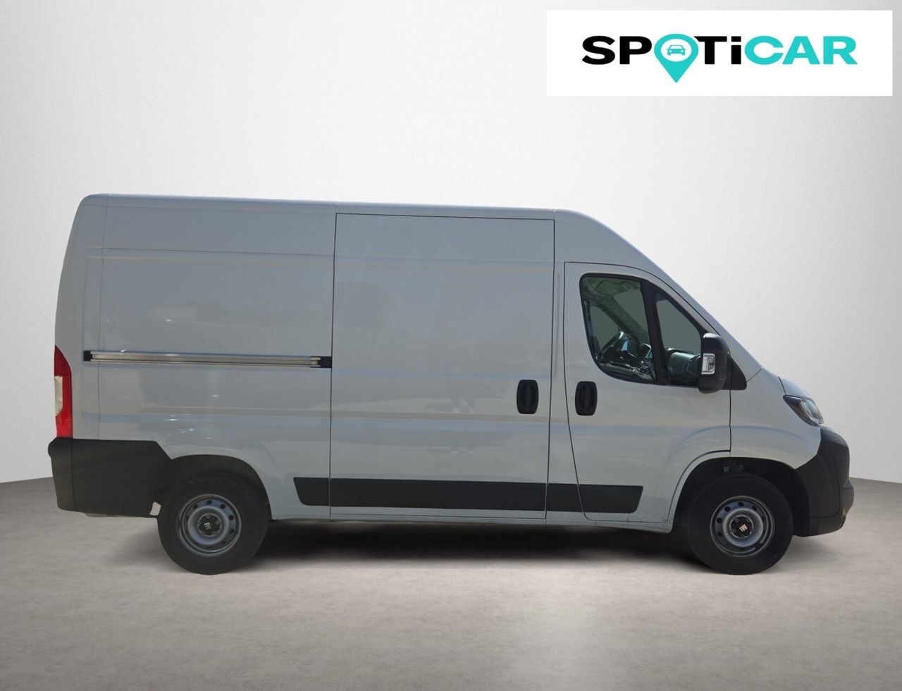 Foto del FIAT Ducato Fg. 35 2.2BlueHDi L2 H2 140CV