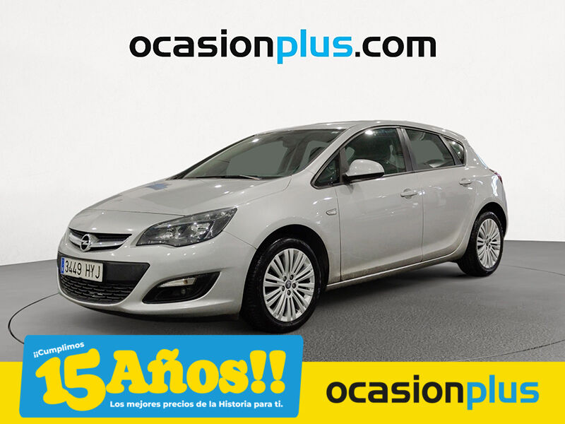 OPEL Astra (1.6 Selective 85 kW (115 CV)) en Madrid