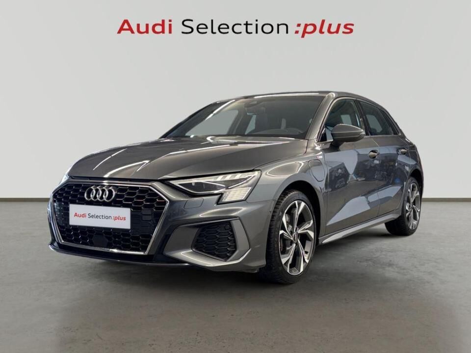 AUDI A3 (Genuine edition 40 TFSI e 150 kW (204 CV) S tronic) en Burgos