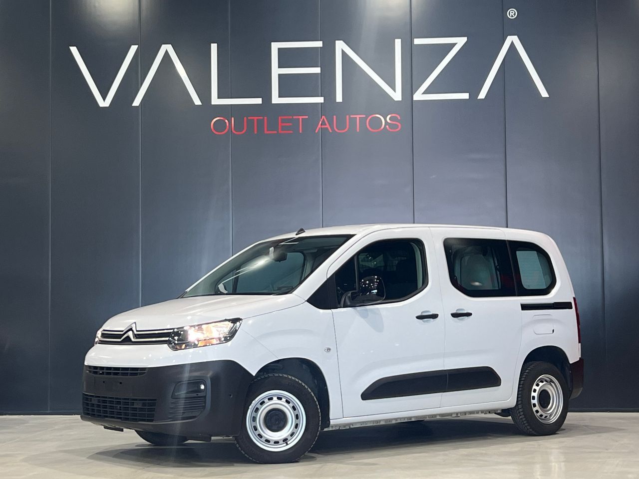 CITROEN Berlingo (furgon 3 plazas 1.5 BLUEHDI 100 M) en Córdoba