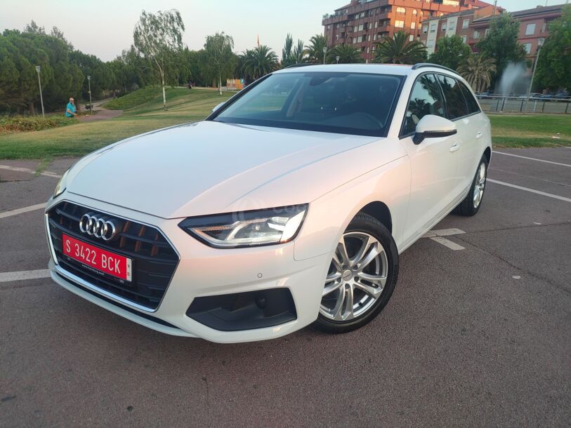 Foto del AUDI A4 Avant 35 TDI Black line S tronic 120kW