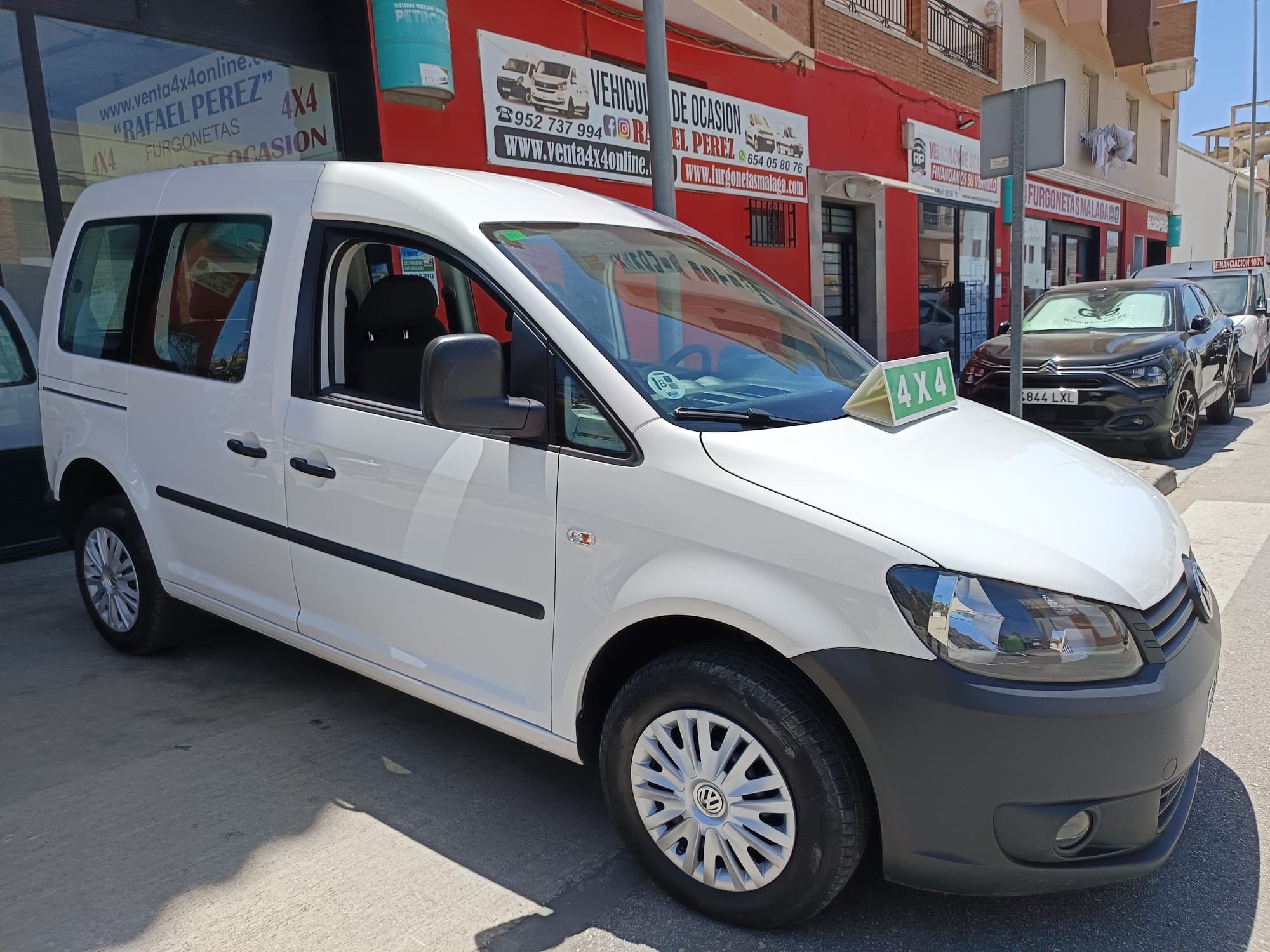 VOLKSWAGEN Caddy (2.0TDI Kombi 4M 90kW) en Málaga