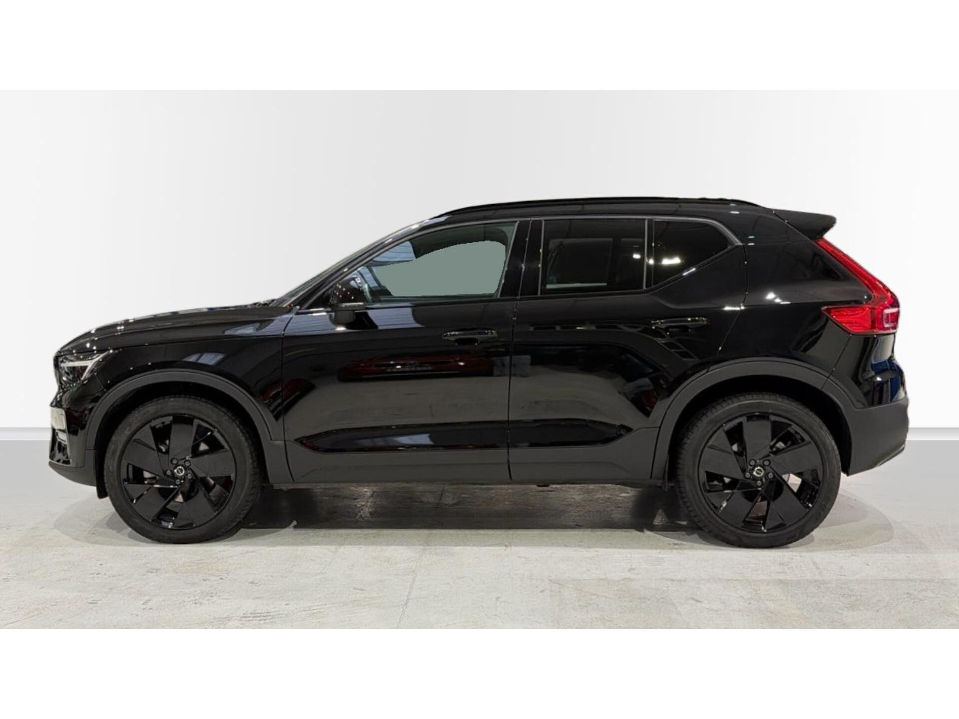 Imagen 3 de VOLVO XC40