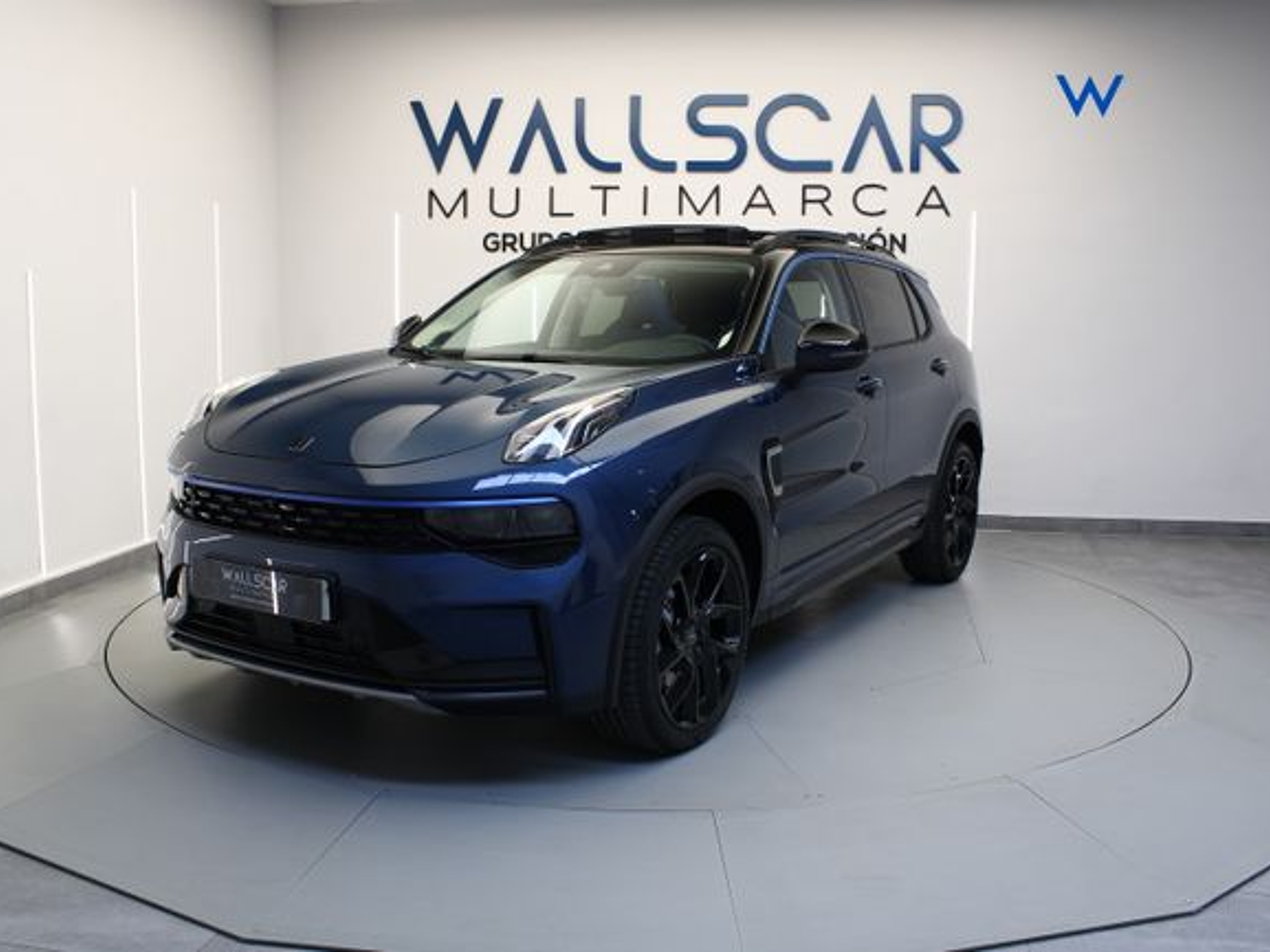 Imagen de LYNK & CO 01