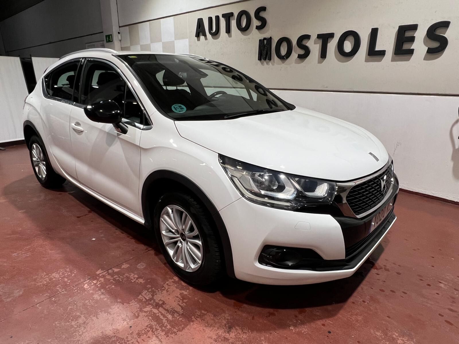DS DS4 Crossback (DS 4 Crossback 1.6BlueHDi S&S Desire) en Madrid