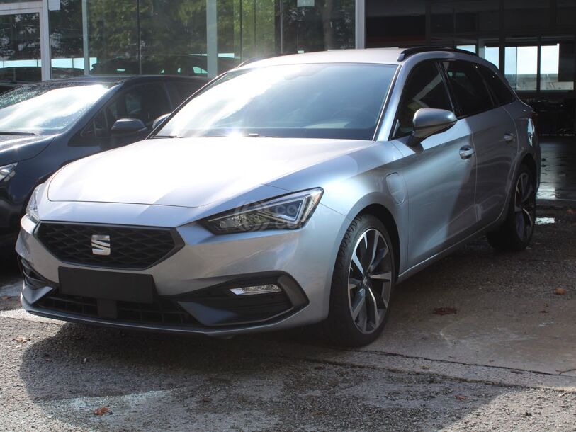 Foto del SEAT León 1.4 TSI e-Hybrid S&S FR DSG-6 204