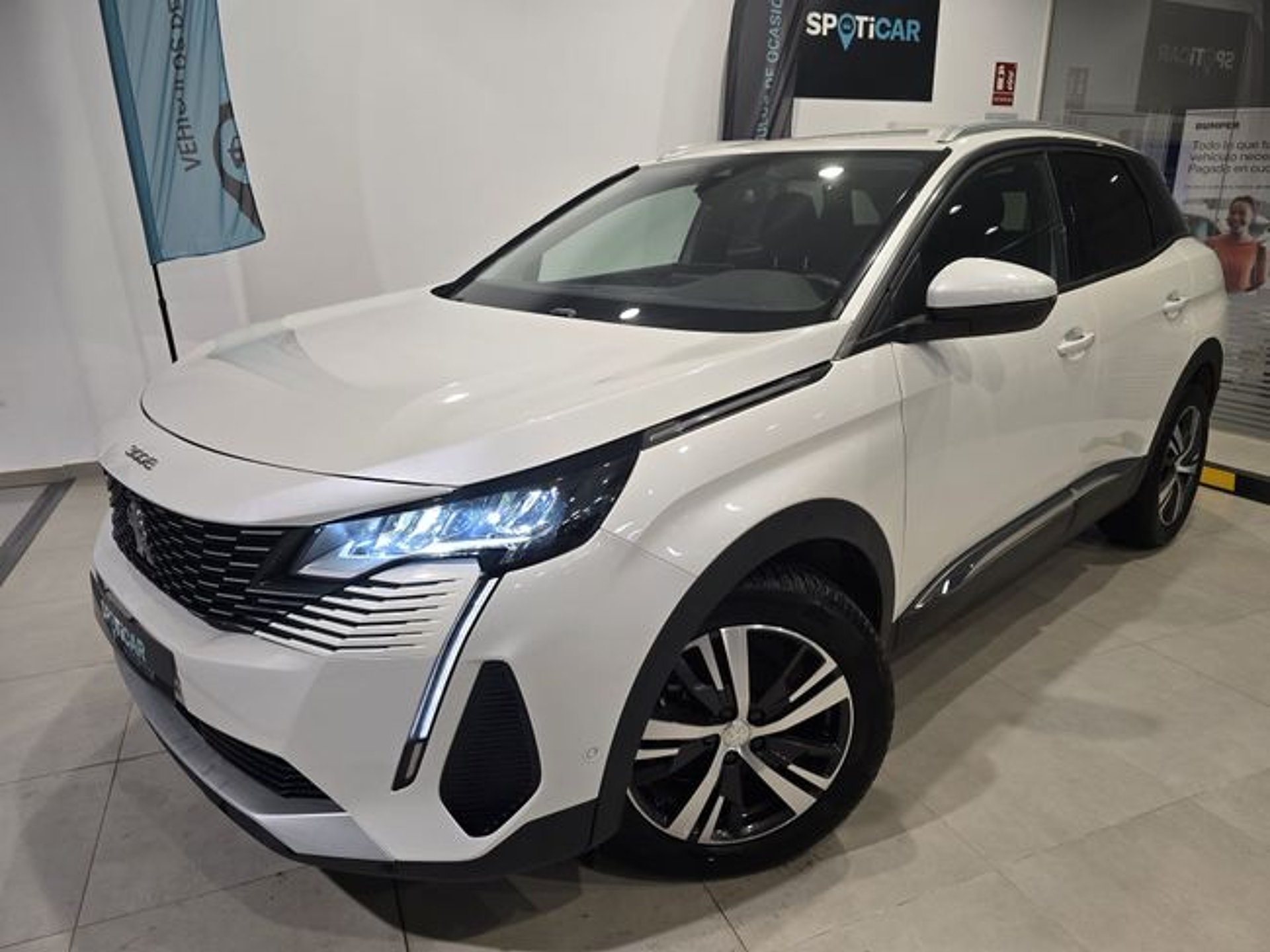 Imagen de PEUGEOT 3008