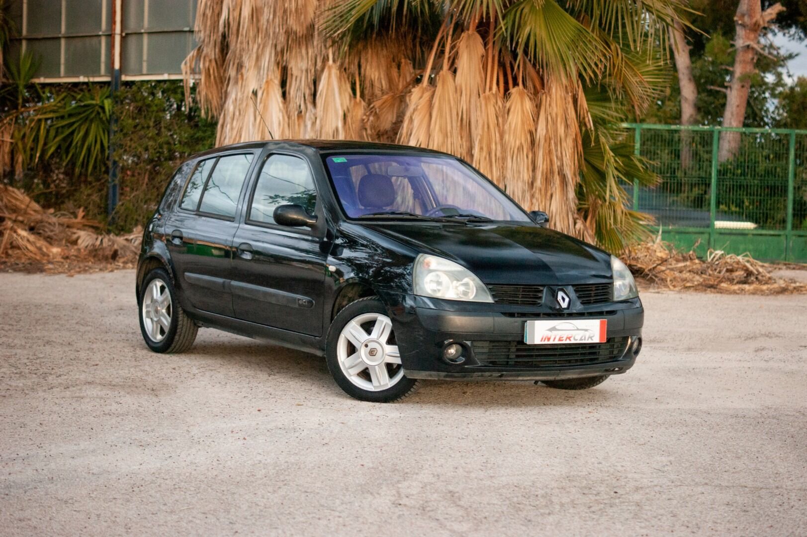 RENAULT Clio (Confort Expression 1.5dCi65) en Murcia