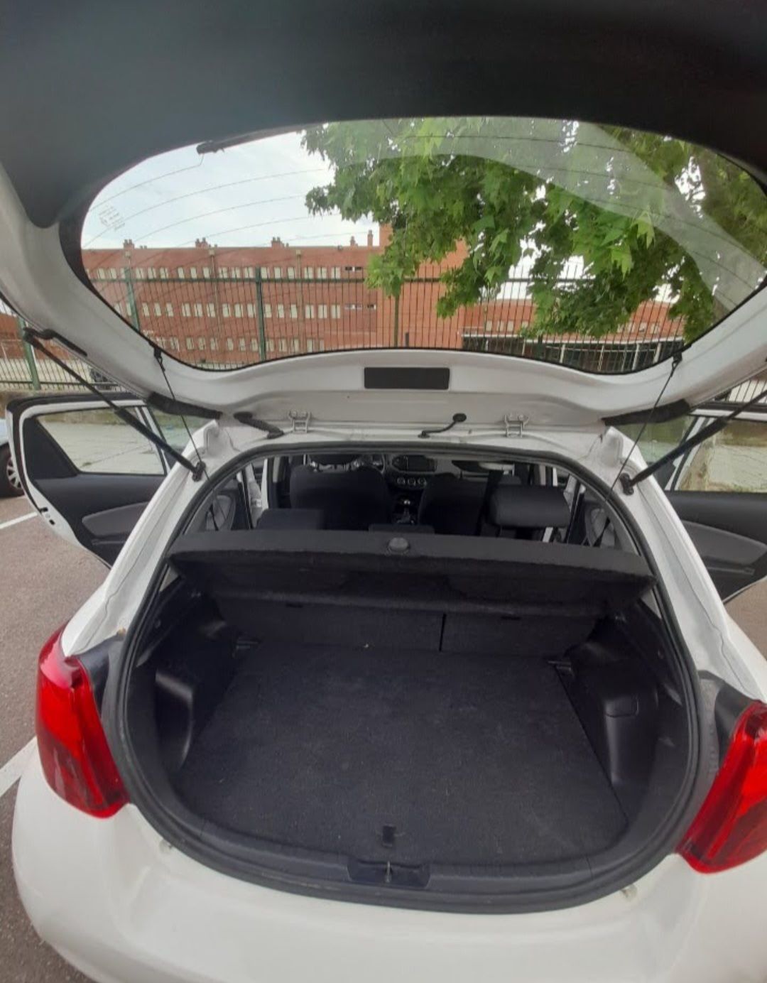 Foto del TOYOTA Yaris 1.3 Active