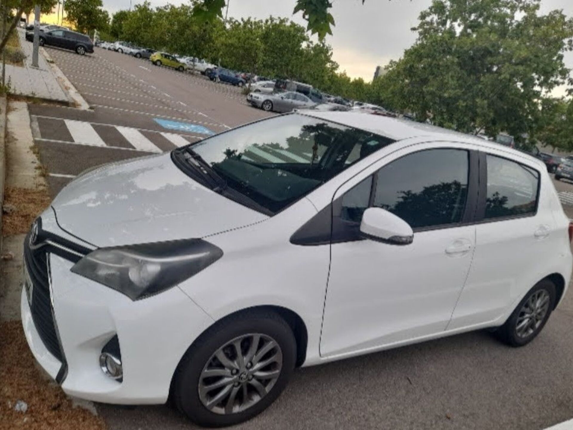 Imagen 1 de TOYOTA Yaris