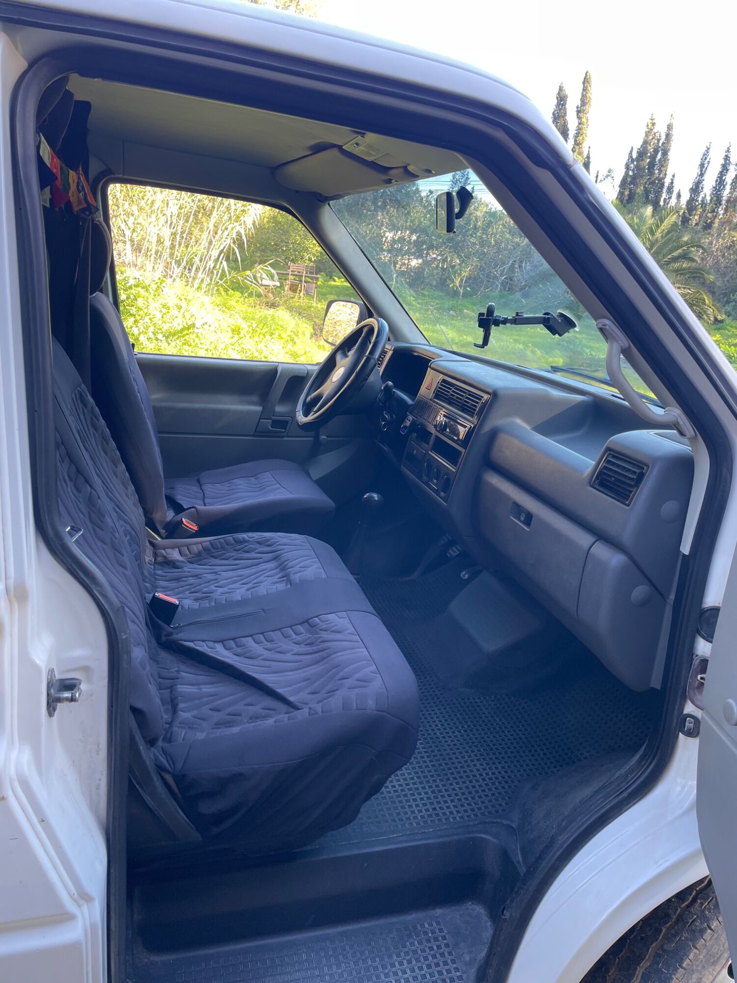 Foto del VOLKSWAGEN Transporter Furgón 1.9TD 3320