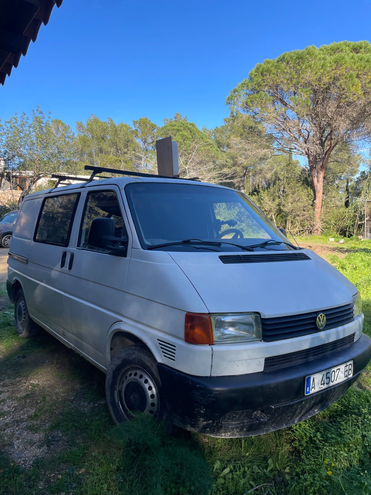 Foto del VOLKSWAGEN Transporter Furgón 1.9TD 3320