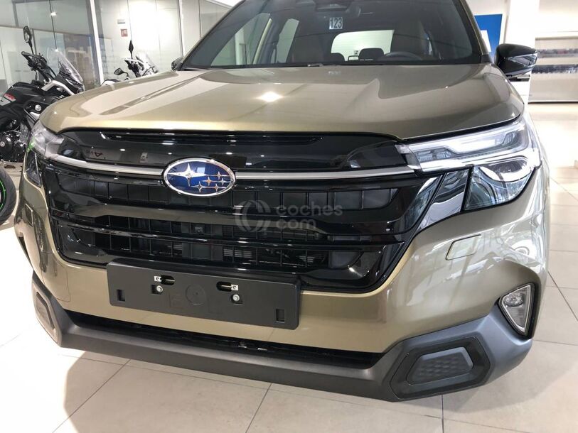 Foto del SUBARU Forester 2.0i Hybrid Touring CVT