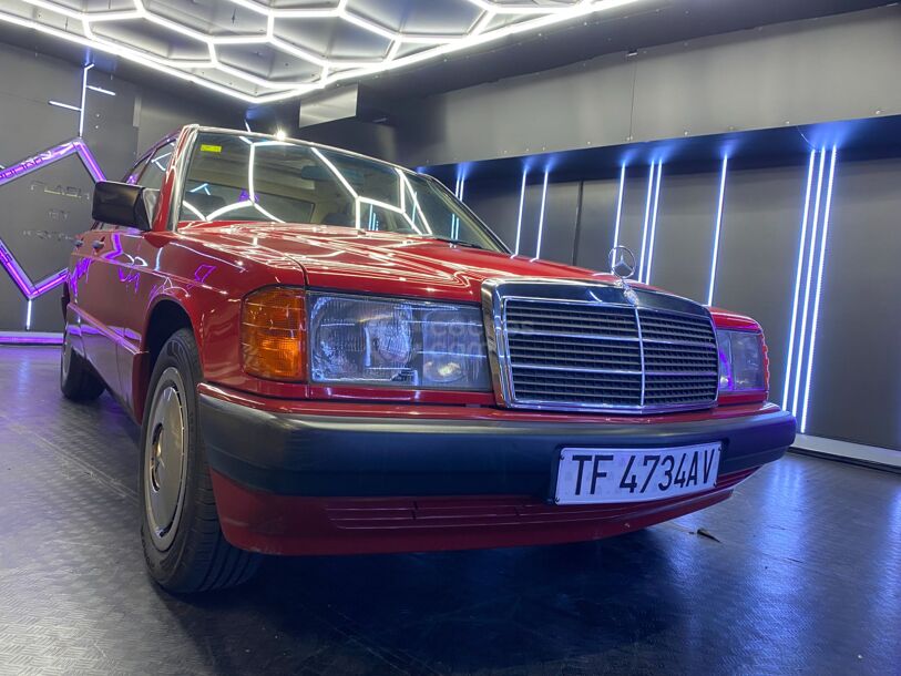 Foto del MERCEDES 190 E 1.8