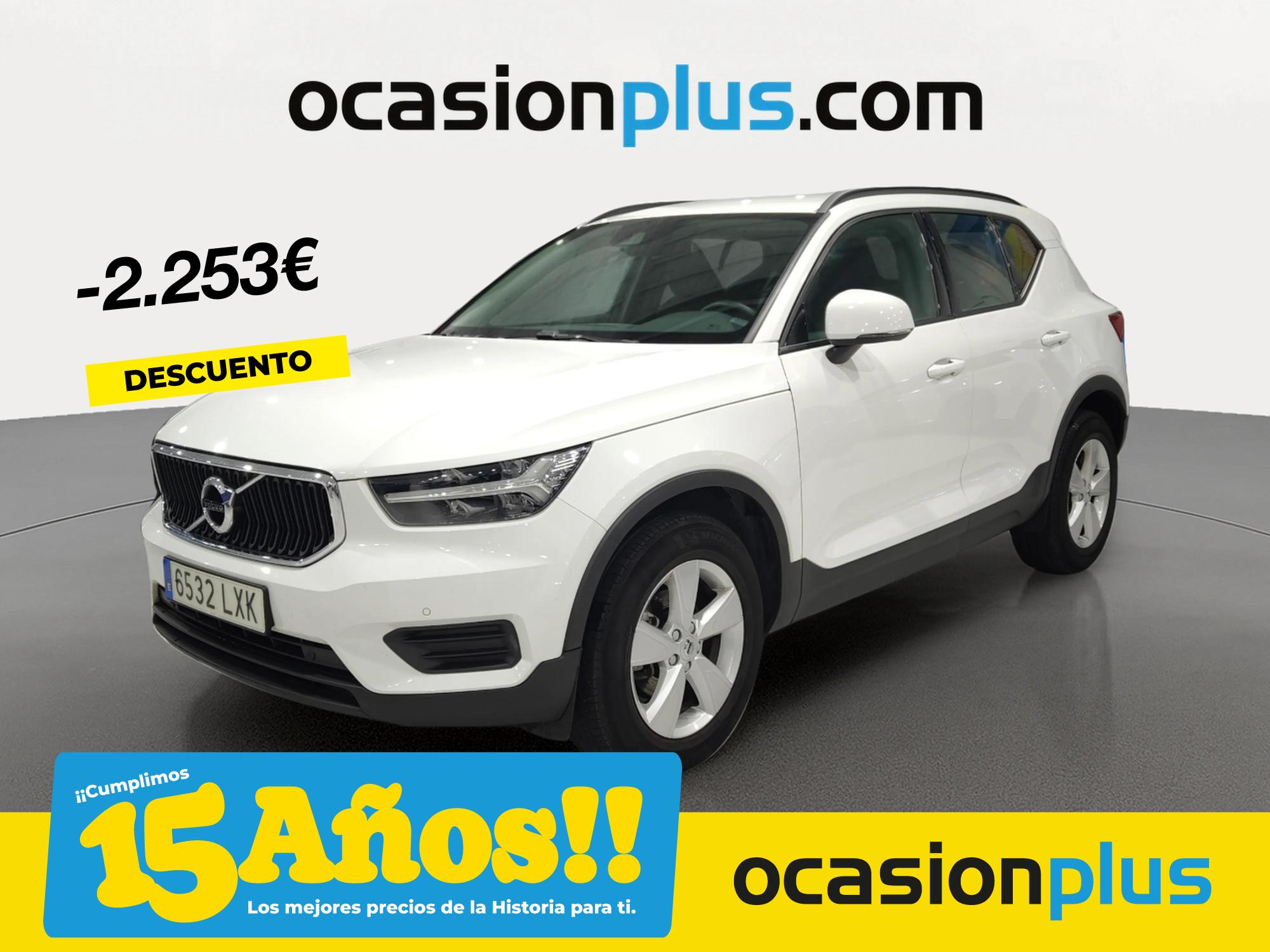 VOLVO XC40 (T2 Essential 95 kW (129 CV)) en Madrid