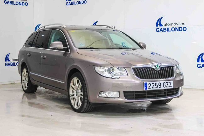 Foto del SKODA Superb Combi 3.6 V6 FSI Exclusive DSG