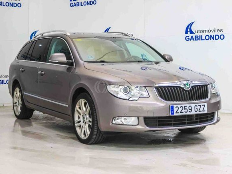 Foto del SKODA Superb Combi 3.6 V6 FSI Exclusive DSG