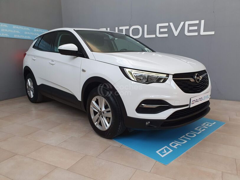 Foto del OPEL Grandland X 1.5CDTi S&S Selective 130