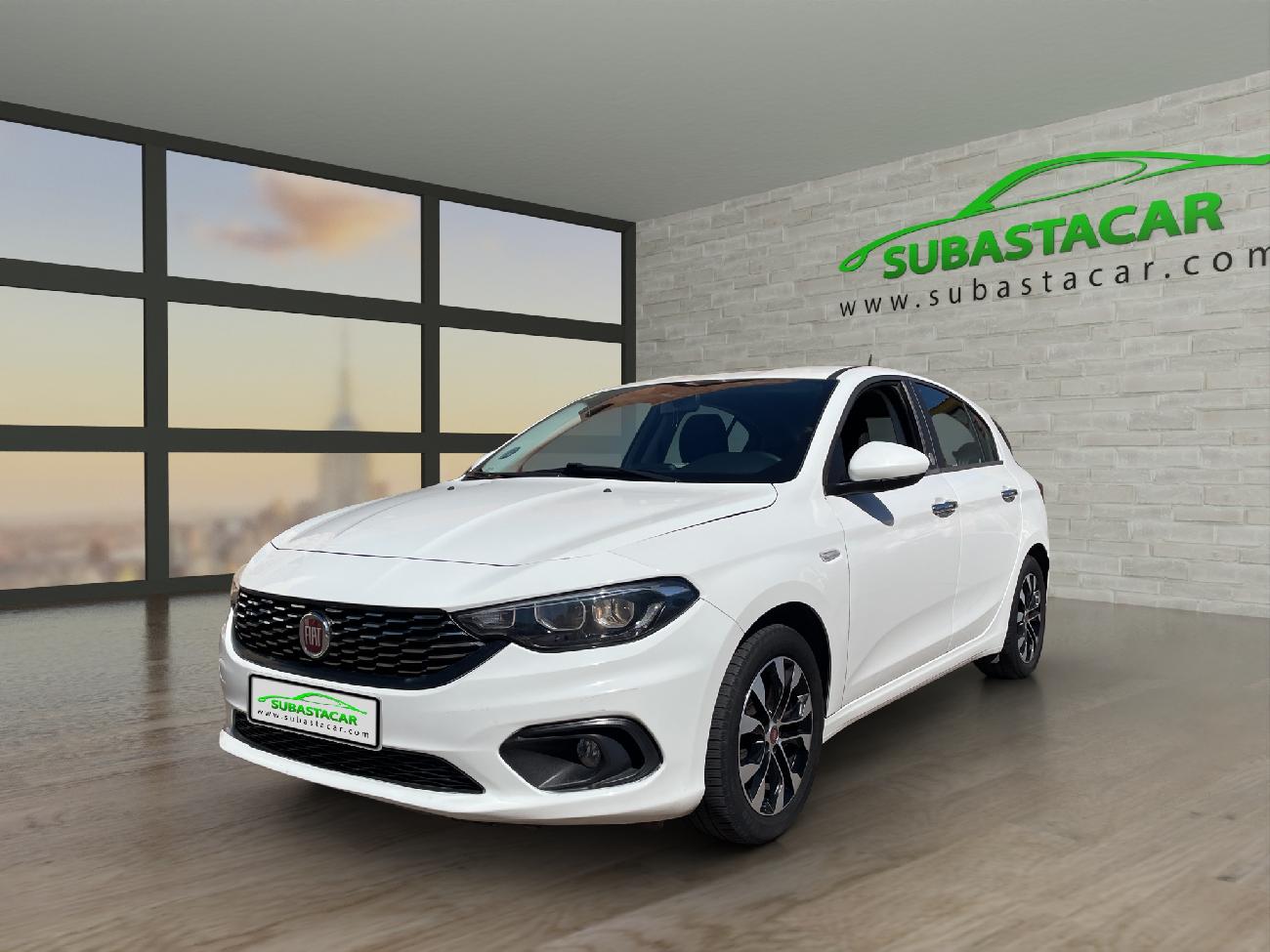 FIAT Tipo (Tipo 1.4 T-Jet 88kW (120CV) Mirror) en Madrid