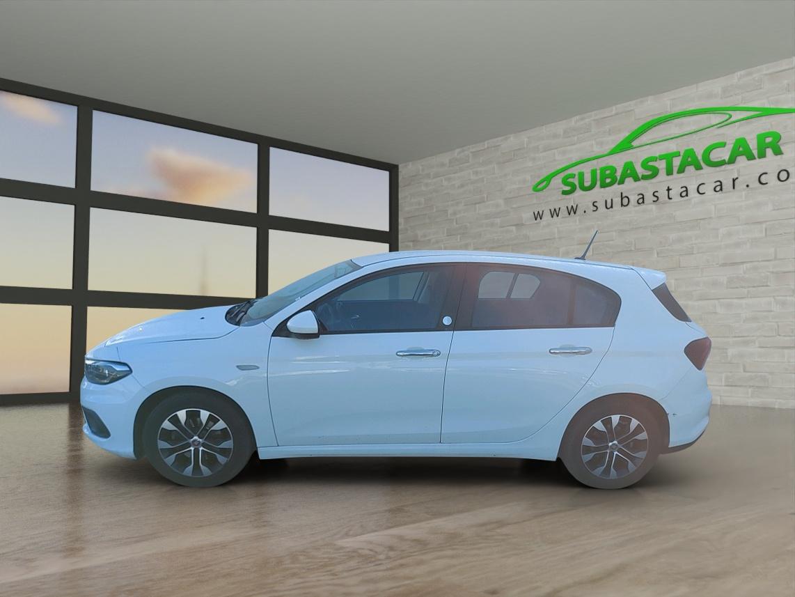 FIAT Tipo (Tipo 1.4 T-Jet 88kW (120CV) Mirror) en Madrid