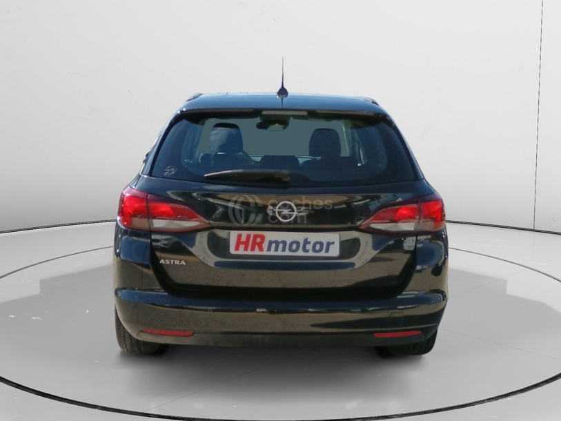 Foto del OPEL Astra 1.2T S-S Edition 110