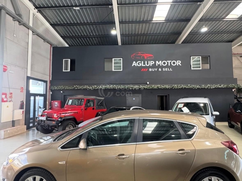 Foto del OPEL Astra 1.4T Excellence Aut.