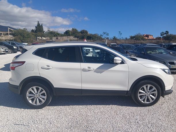 Foto del NISSAN Qashqai Q+2 1.6dCi S&S 360 4x4