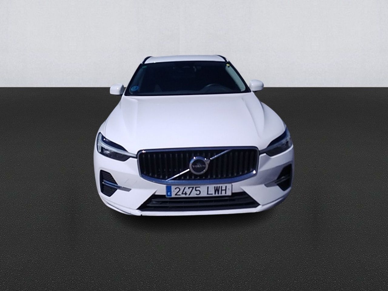 Foto del VOLVO XC60 B4 Momentum Pro FWD Aut.