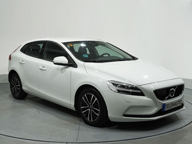 VOLVO V40 (D2 Auto 88 kW (120 CV)) en León