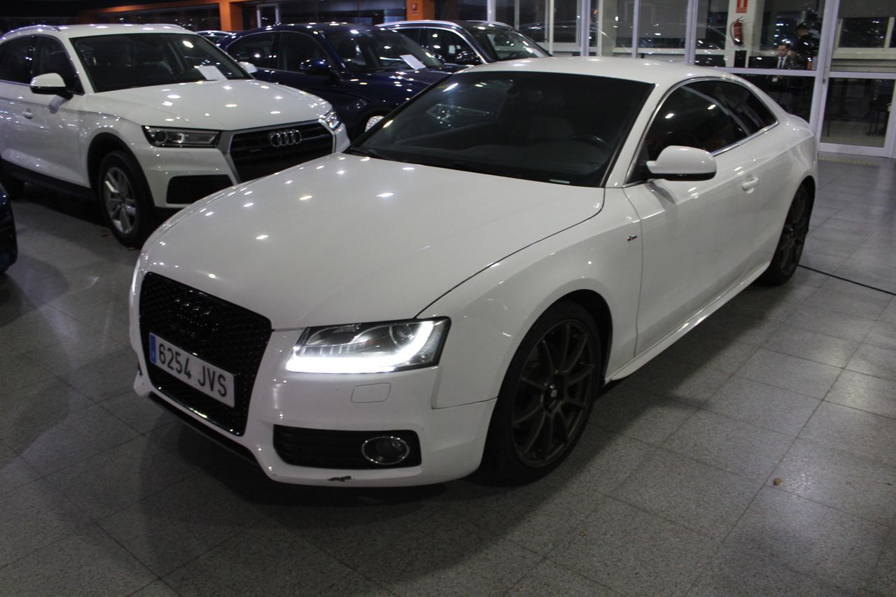 AUDI A5 (S line 2.0 TFSI Coupé) en Madrid