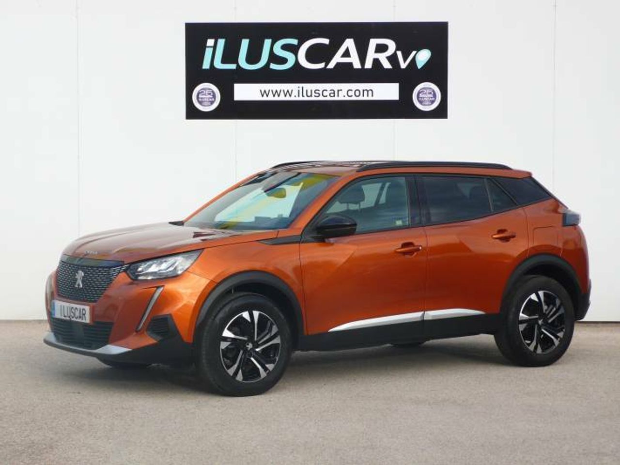 PEUGEOT 2008 (1.2 Allure Pack 130 EAT8) en Madrid