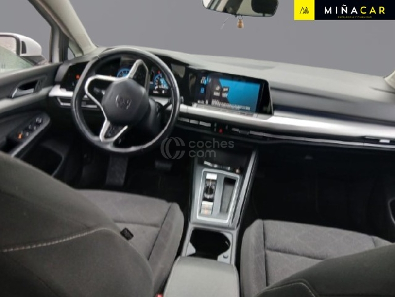 Foto del VOLKSWAGEN Golf 1.0 eTSI Life DSG 81kW